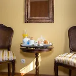 Heritage Pasike 트로기르