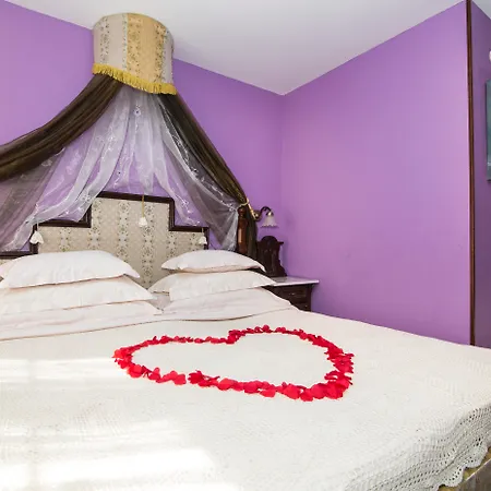 Heritage Pasike Hotel