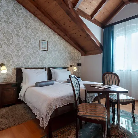 Heritage Pasike מלון טרוגיר