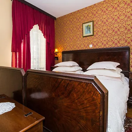 Heritage Pasike Hotel Trogir