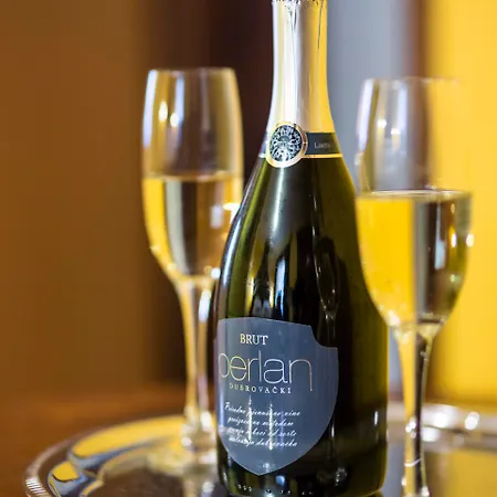 Heritage Pasike Hotel