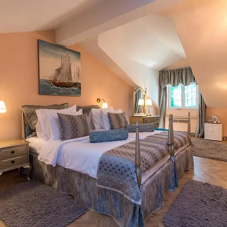 Heritage Pasike Trogir