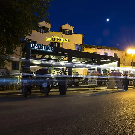 Heritage Pasike 4* Trogir