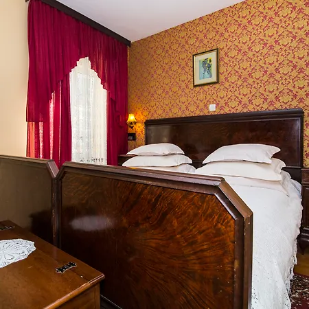 Heritage Pasike Hotel Trogir