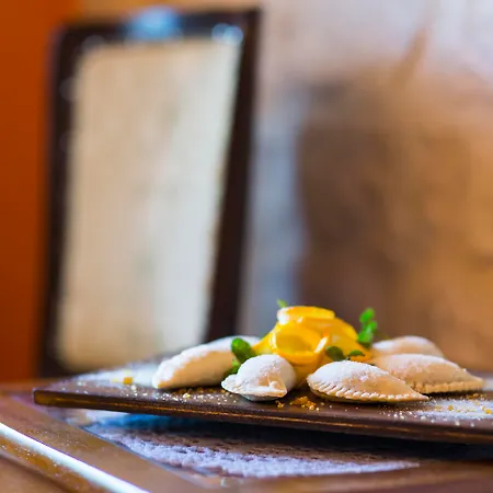 Heritage Pasike 4* Τρογκίρ